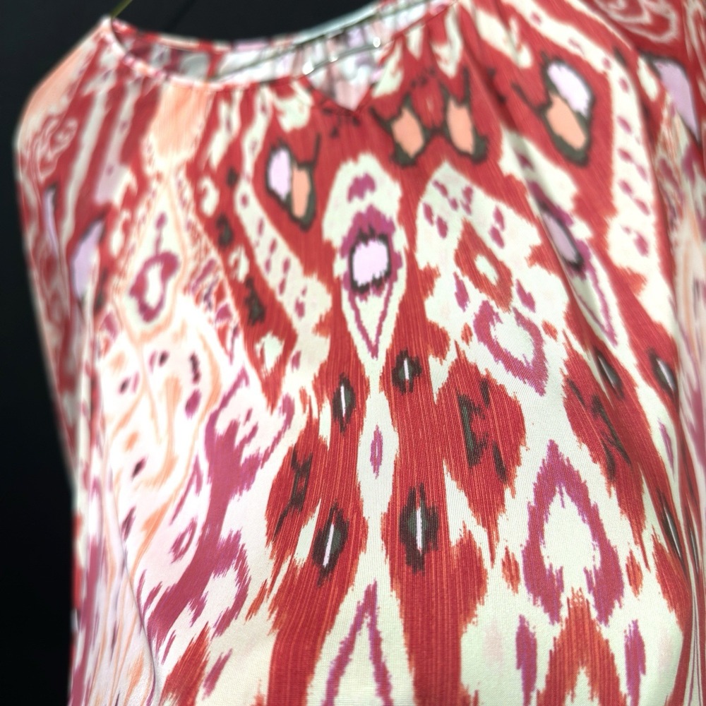 Quintessential Women's Red Sheer Bubble Top Bell Sleeve Blouse Geometric Size L - Picture 4 of 5
